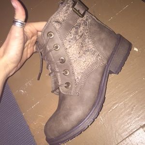 Steve Madden ankle boots